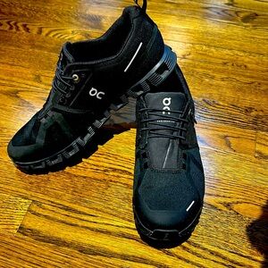 OC 5 running shoe men’s.